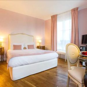 Kamer met een King Size Bed